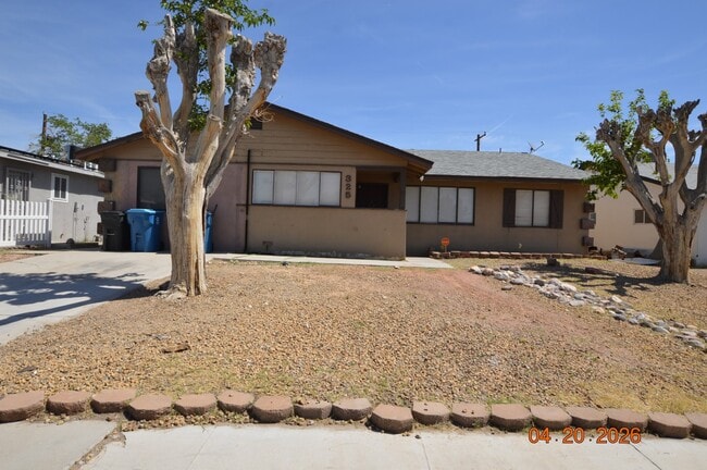 Photo - 325 Pershing Dr