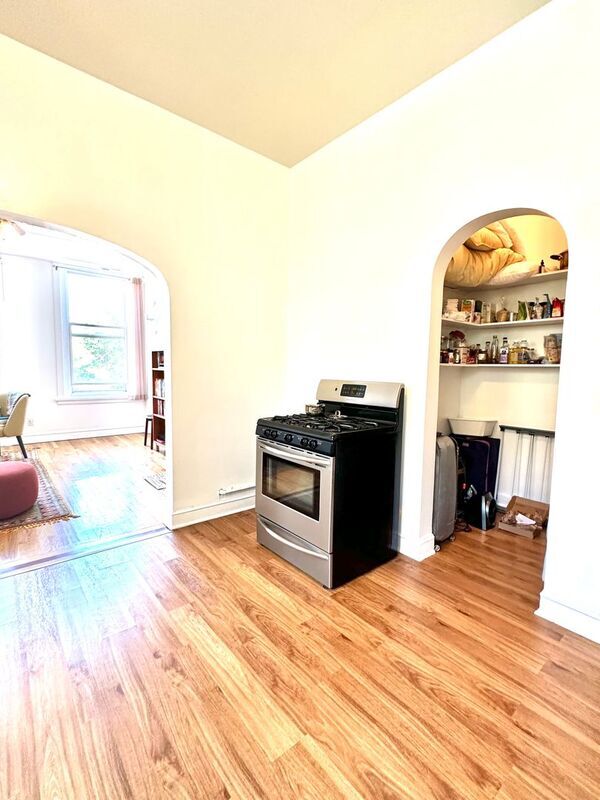 Photo - 2000 S May St Unit 2F