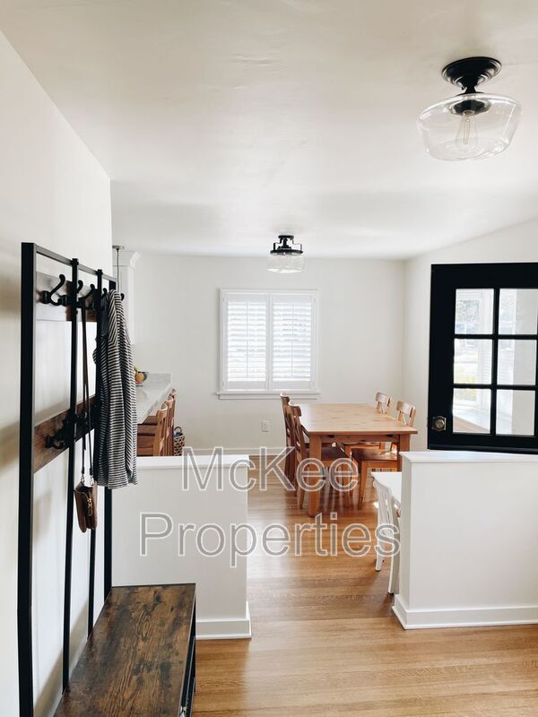 Photo - 277 B Ave