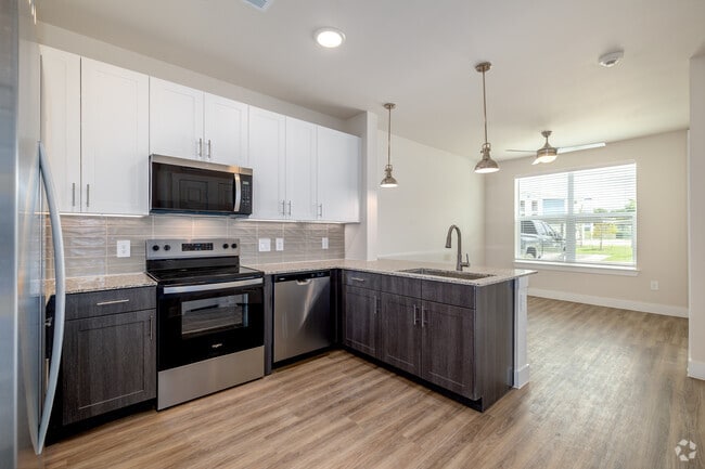 A0 1BR, 1BA - 504SF - Kitchen - The Grace at Creekside