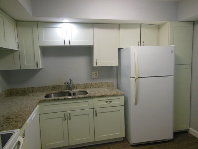 Photo - 105 Lake Helen Dr