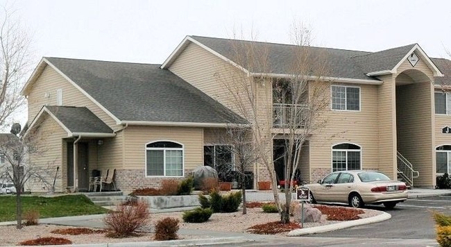 Avalon Park Apartments - Avalon Park Apartments
