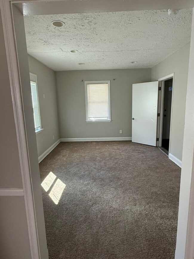 Photo - Spacious Home for Rent! W/D! Partially Finished Basement! Available Now!