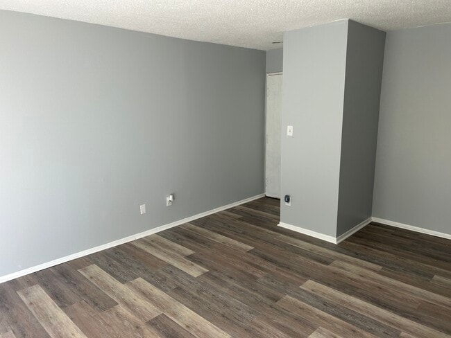 Photo - 11913 Tarragon Rd Unit J