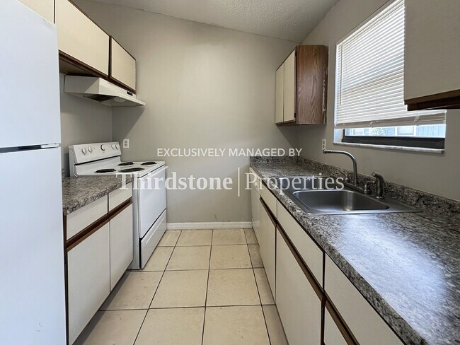 Photo - 5143 Indian Lakes Ct Unit 3