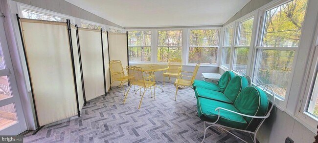 Photo - 1015 Marleigh Cir