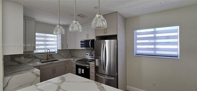 Photo - 2731 SW 29th Ave