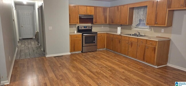 Photo - 132 Lola St