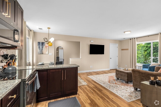 Building Photo - 18425 Mesle St Rental