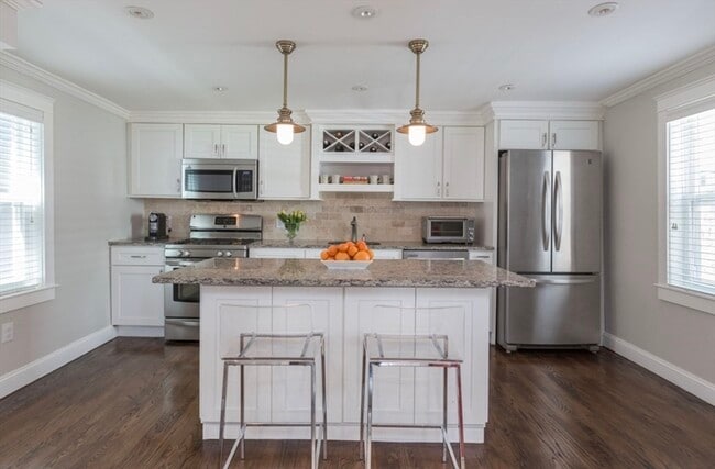 Photo - 622 E 2nd St Unit 622