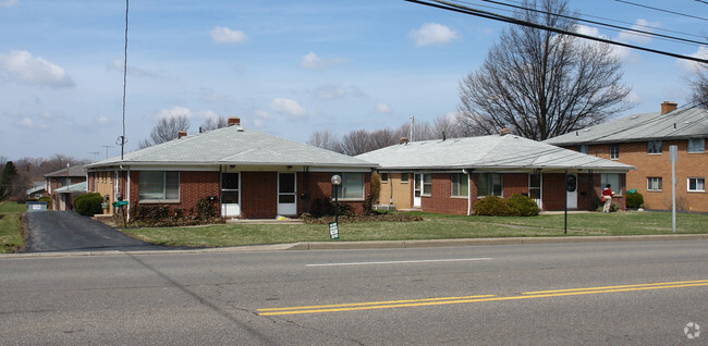 Building Photo - Cypress West Fairlawn Apartments