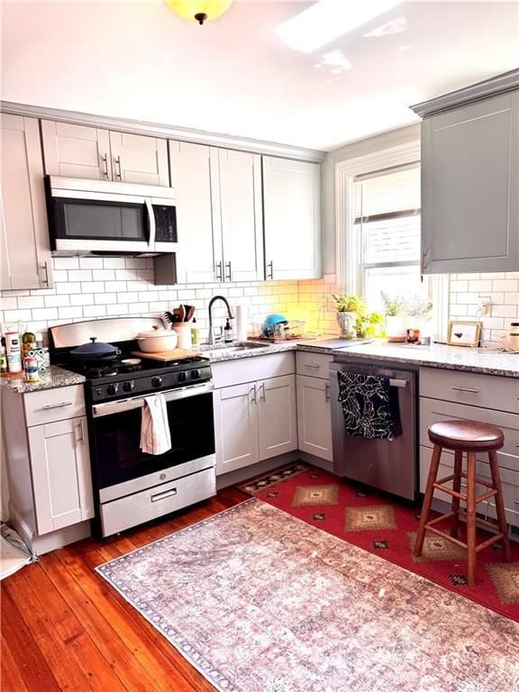 50 Armstrong Ave Unit 3