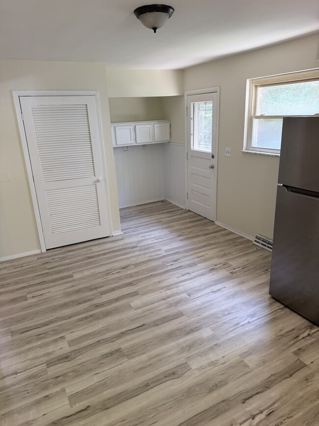 Photo - 2420 Ulrich Ave