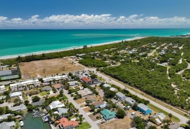 Photo - 1000 Shorewinds Dr