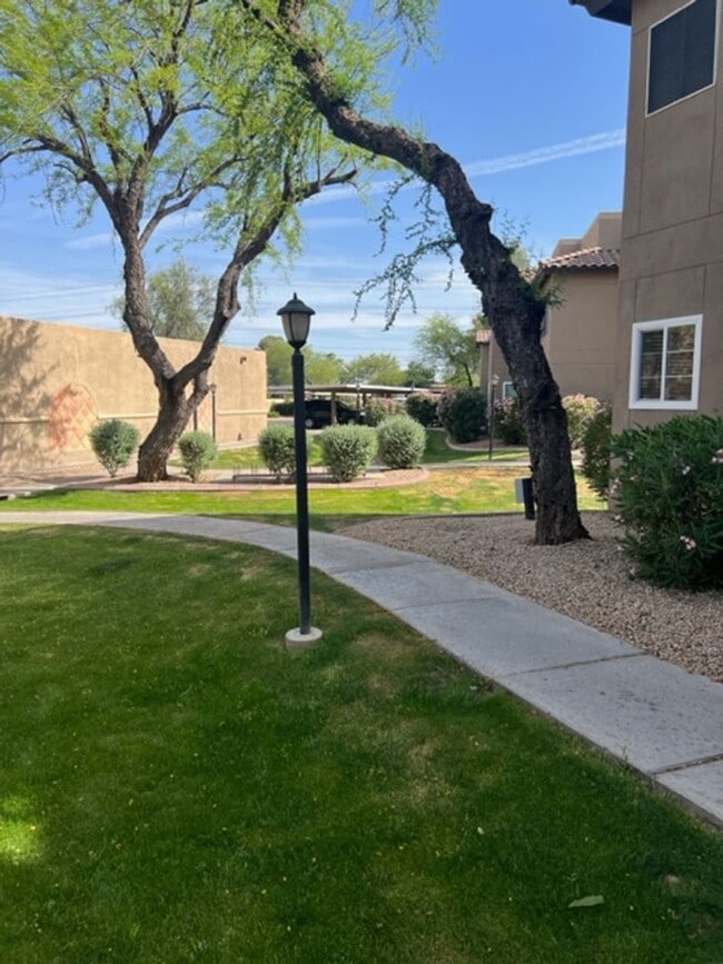 Photo - Fully furnished Scottsdale condo! MOVE IN SPECIAL WITH APPROVED CREDIT!