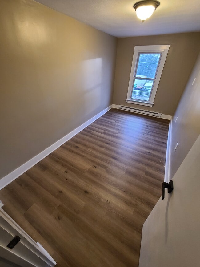 Photo - 130 Woodlawn Ave