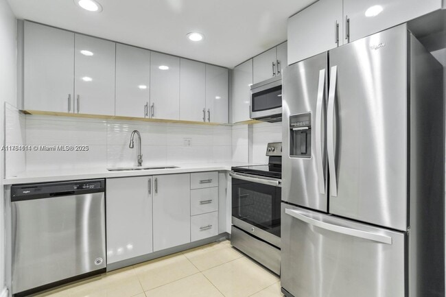 Photo - 1913 S Ocean Dr Condo Unit 121