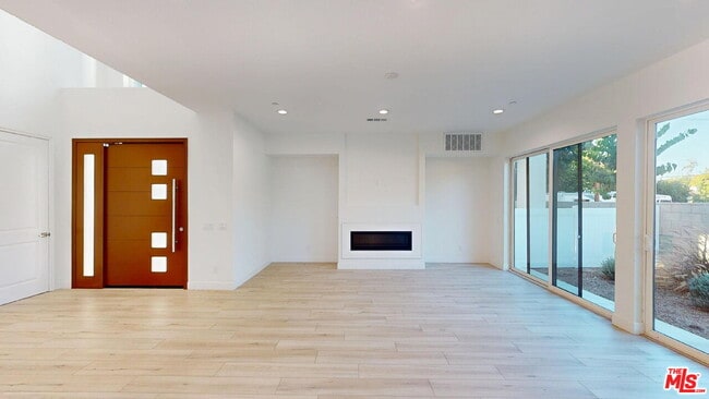 Photo - 8474 N. Camelia Court