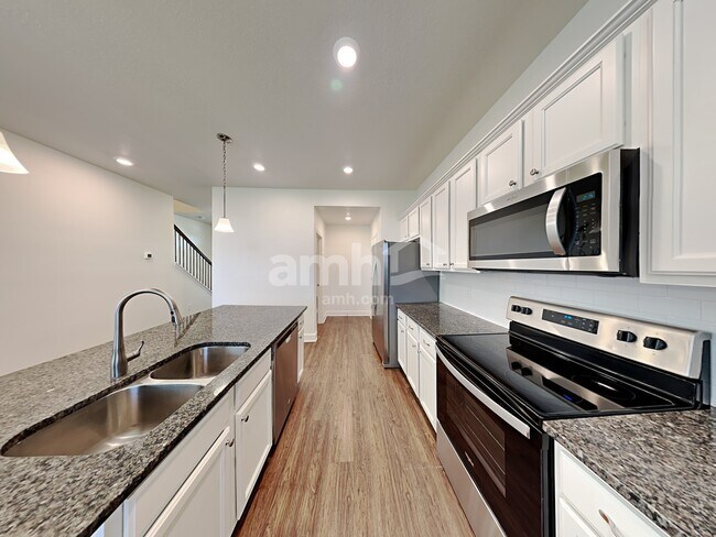 Photo - 236 Crestrun Loop