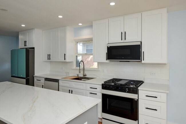 Photo - 8544 W Roseview Dr