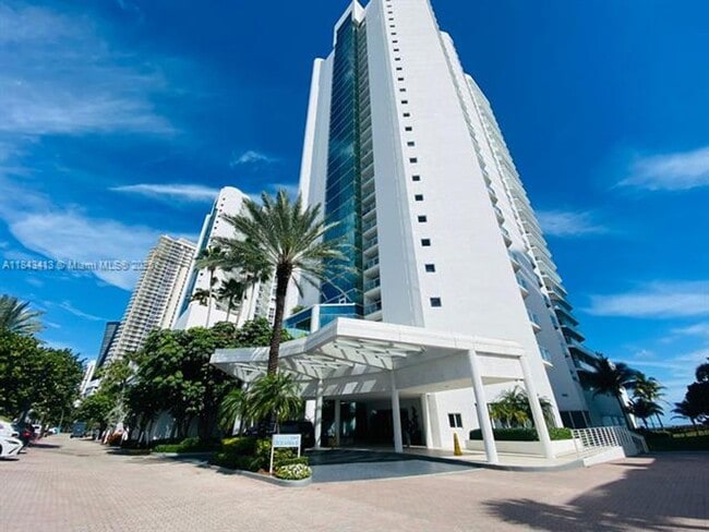 Building Photo - 16445 Collins Ave Unit 16445 Collins Ave appt 1624 Rental