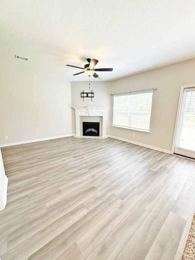 214 Courage Wy Rental House Rental in Hinesville, GA