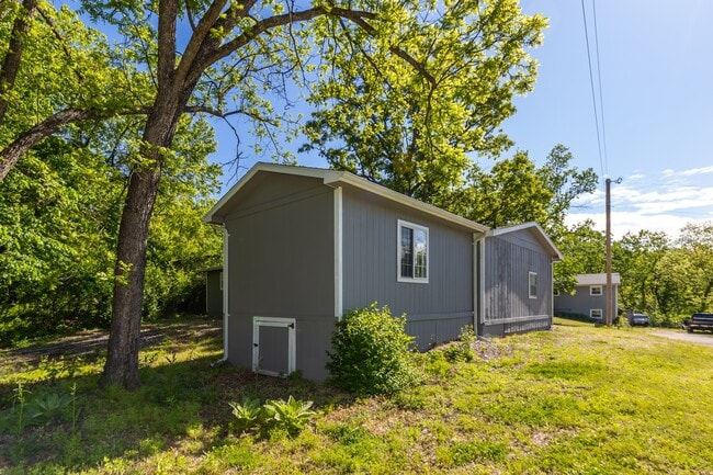 Photo - 13 Leisure Rd