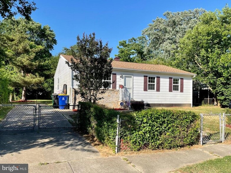 19 Hickory Ln