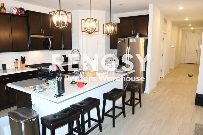Photo - 16009 W Cottontail Ln