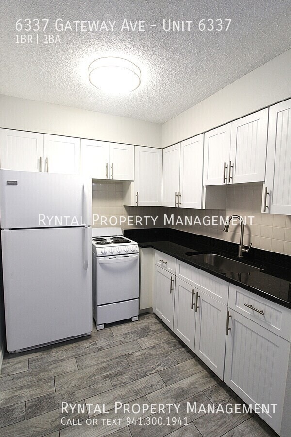 Photo - 6337 Gateway Ave Unit 6337