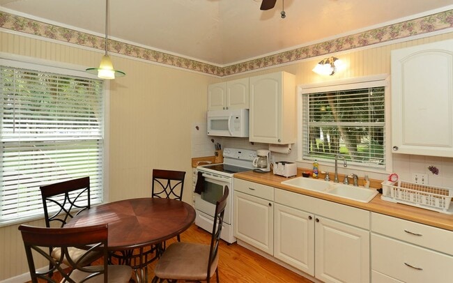 Photo - 8260 Ibis St