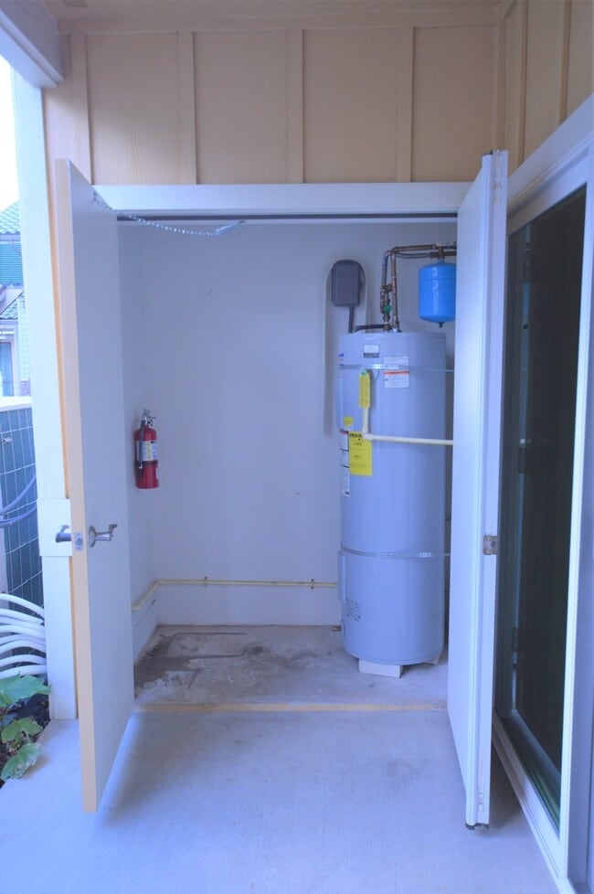 Photo - Spacious 2br/2ba/2pkg Ground floor townhome at Manawai