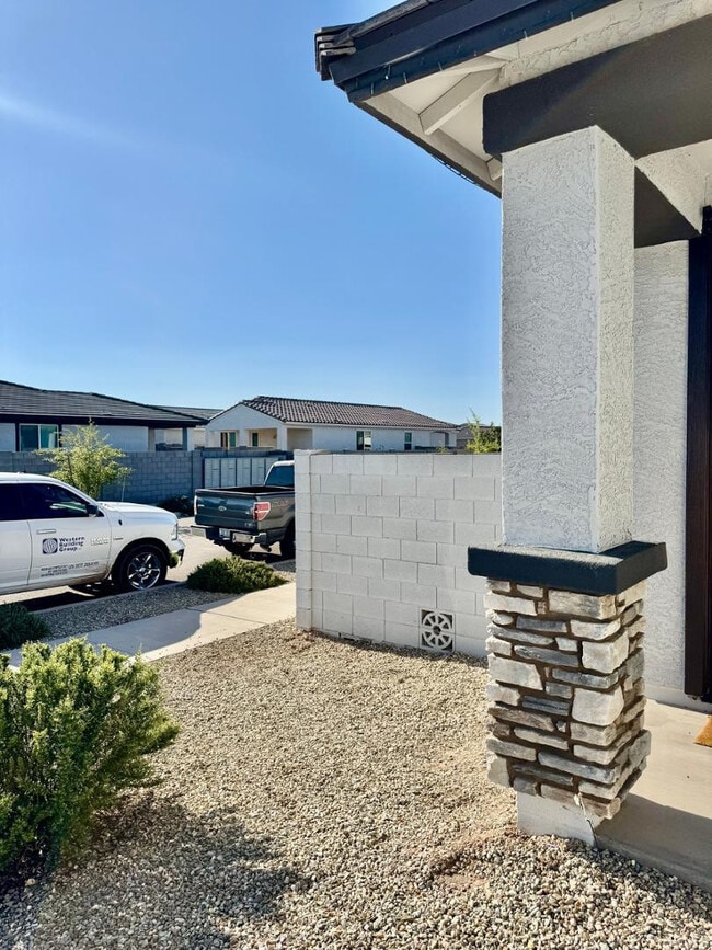 Photo - 17388 W Country Club Terrace