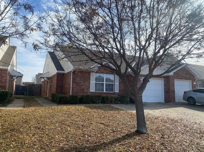 Building Photo - 1913 Leeds Ln Rental