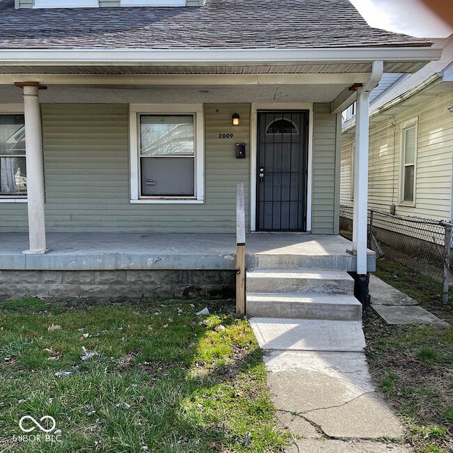 Photo - 2009 Westview Dr