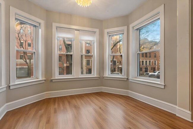 Photo - 842 W Agatite Ave Unit 2E