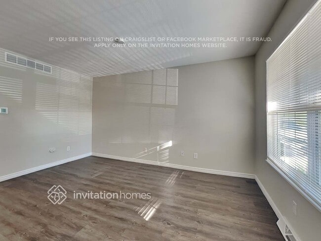 Photo - 8945 Field St