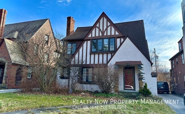 Building Photo - 18008 Winslow Rd Unit 1 Rental