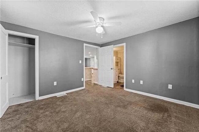 Photo - 2728 S Westport Rd