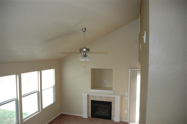Interior 1 - Eldorado Townhomes