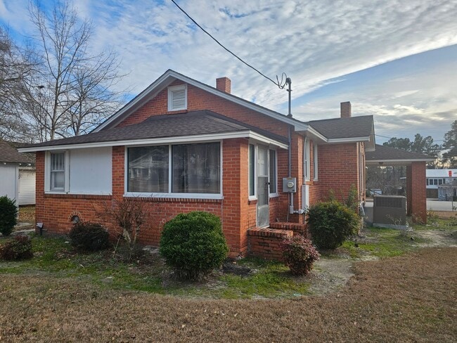 Photo - 3 BD / 2 BA Unfurnished