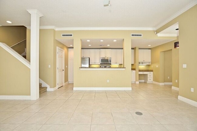 Photo - Stunning 3/2.5 Spacious Townhome with a 2 Car Garage Located in the Desirable Baldwin Park - Orla...