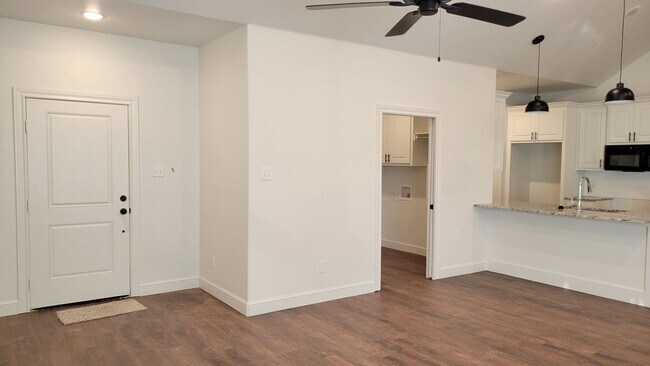 Photo - 7124 22nd Pl Unit B TL-3