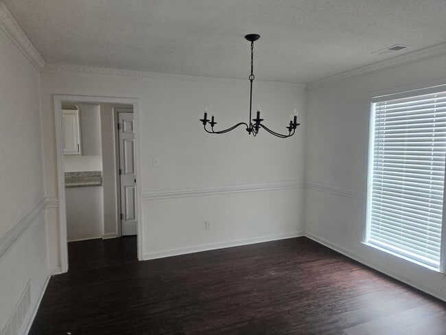 Photo - Gorgeous Corner Lot Arlington Home For Rent