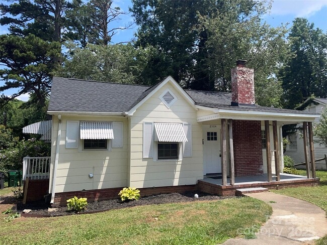 Building Photo - 2504 Morton St