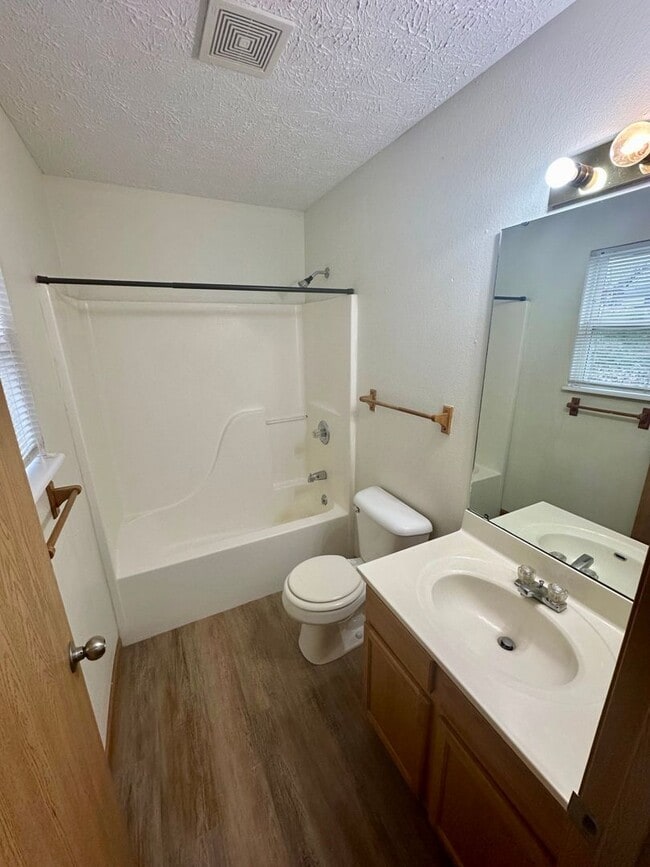 Photo - 1883 Liam Ct Unit A