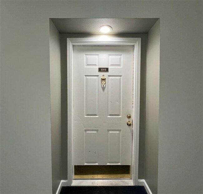 Photo - 3312 Pine Heights Dr NE