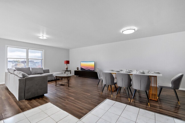 Photo - 101 Oak St Unit ID1053100P