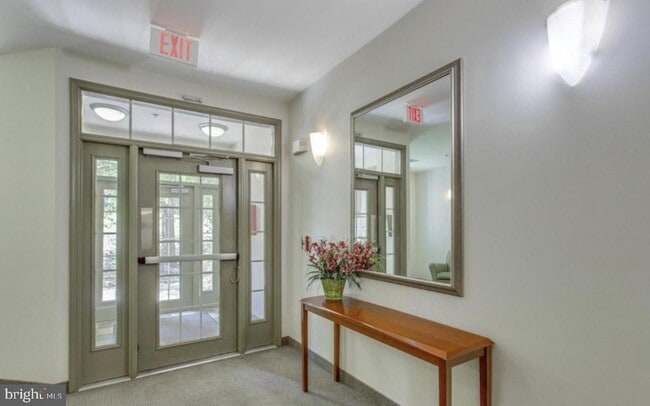 Photo - 4151 Castlecary Ln