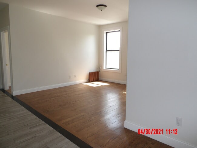 Photo - 281 Edgecombe Ave